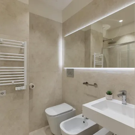 Iflat Trastevere Life With Beauty, Elegance & *