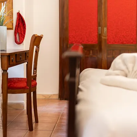 The Bishop's Loft Spagna Apartment