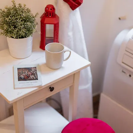 The Bishop's Loft Spagna Apartment