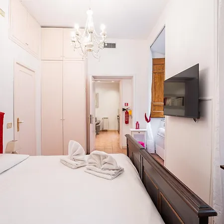 The Bishop's Loft Spagna Apartment Rome