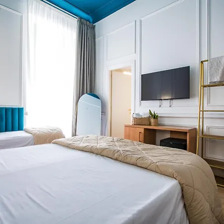 Hold - Luxury Bed & Breakfast 2*