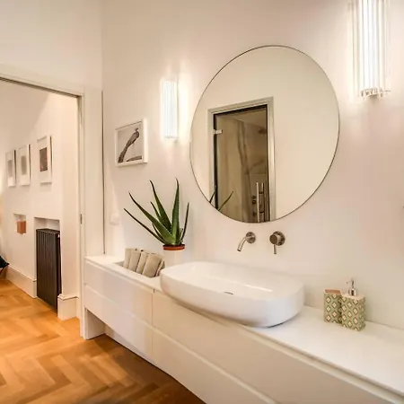 Luxury By Spanish Square Rome