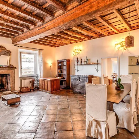Apartment Flat With Lovely Views Near Piazza Navona *