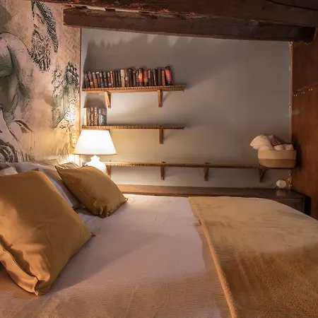 Benedetta - Trastevere Luxury Apartment