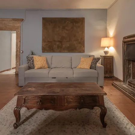 Benedetta - Trastevere Luxury Rome
