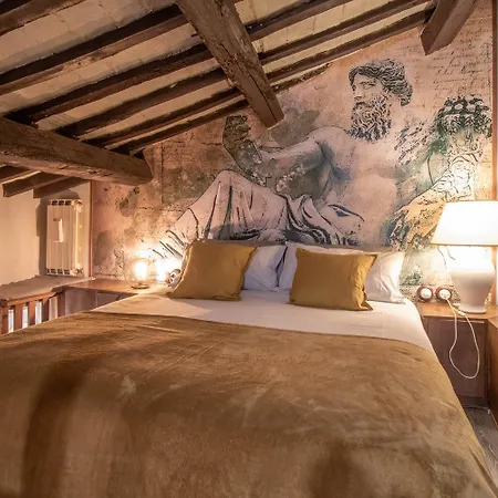 Benedetta - Trastevere Luxury Rome