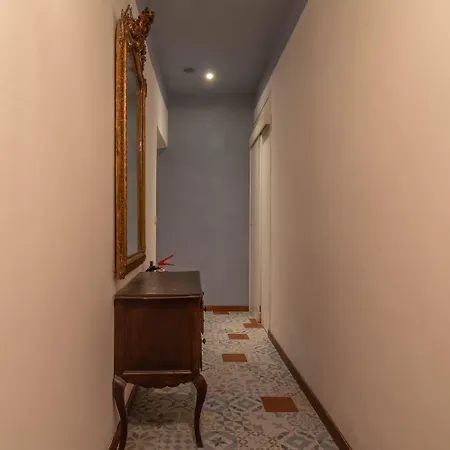 Benedetta - Trastevere Luxury Apartment *