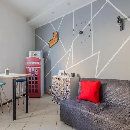 Tiny Indipendent House Apartment Rome