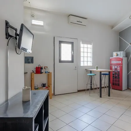Apartment Tiny Indipendent House