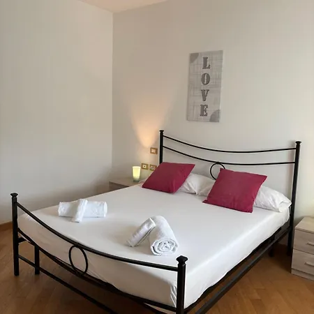Ele House Rome