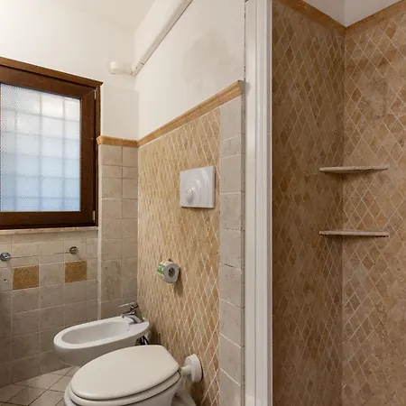 Domus 15 - * Rome