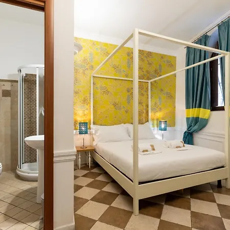Domus 15 - Roma