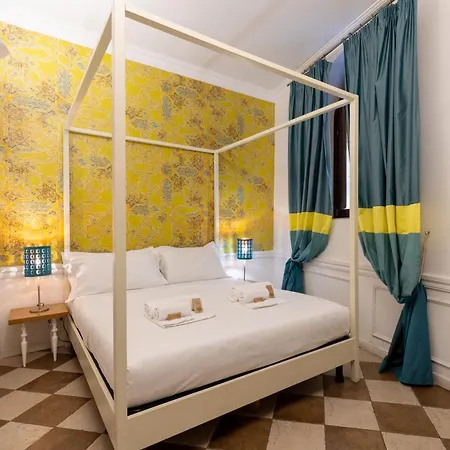 Domus 15 - Rome