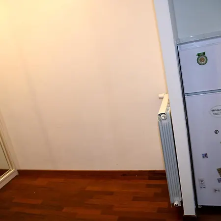 Apartment Casa 12 *
