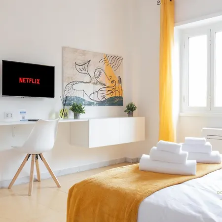 Apartment Domvs Clavdia - Metro Station, 8 Min To Center, Roma, 6pax, A-c
