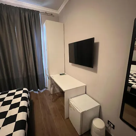 Guest house Favola Romana 2 - *