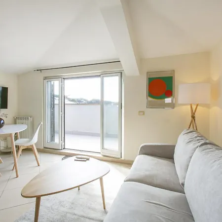 Apartment Terrazza San Pietro Vicino Metro A *