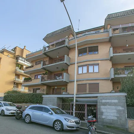 Terrazza San Pietro Vicino Metro A Apartment