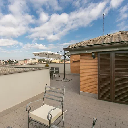 Terrazza San Pietro Vicino Metro A Apartment