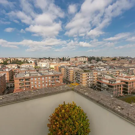 Apartment Terrazza San Pietro Vicino Metro A *