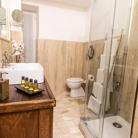 Reco Luxury Rome