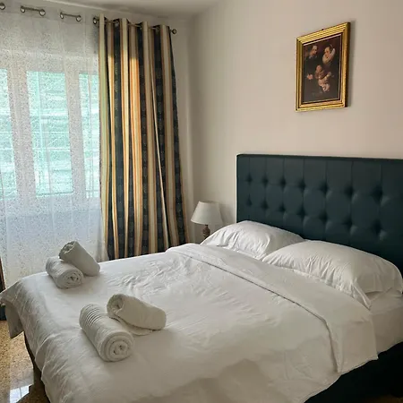 Apartment Tiberdom Rome