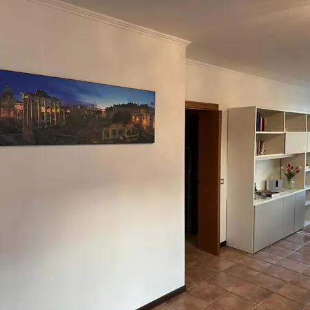 La Casa Del Tomo