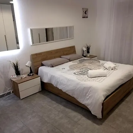 Banksy's House In Intero Appartement *