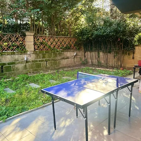 Happy House With Private Garden