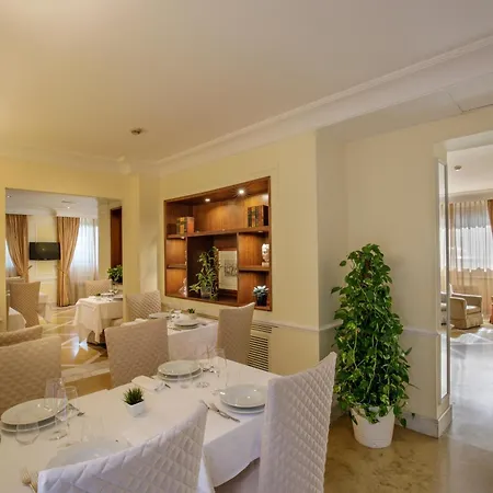 Donna Laura Palace By Omnia Hotel 4*