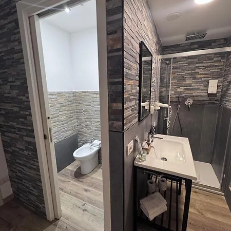 Irooms Campo Dei Fiori Guest house