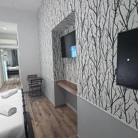 Irooms Campo Dei Fiori Guest house