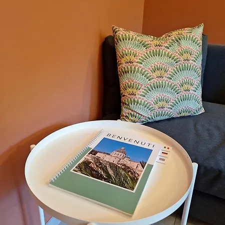 Delmirani's Book - Vatican View Apartment