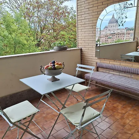 Delmirani's Book - Vatican View Apartment *