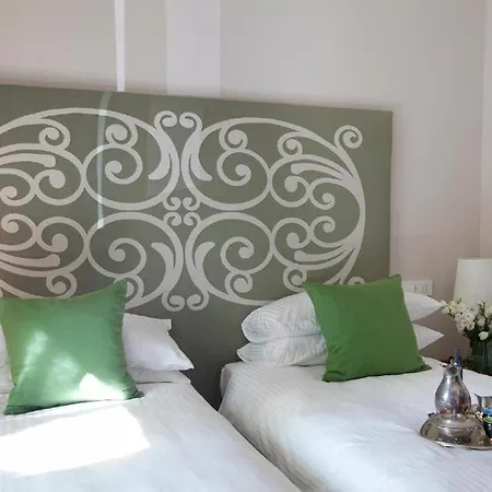 Santa Monica Townhouse Guest house