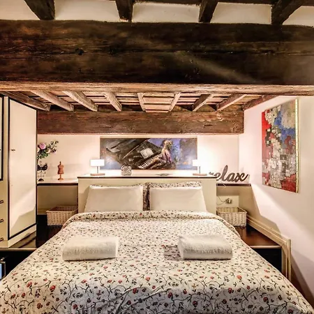 Spacious Flat By Piazza Navona Rome