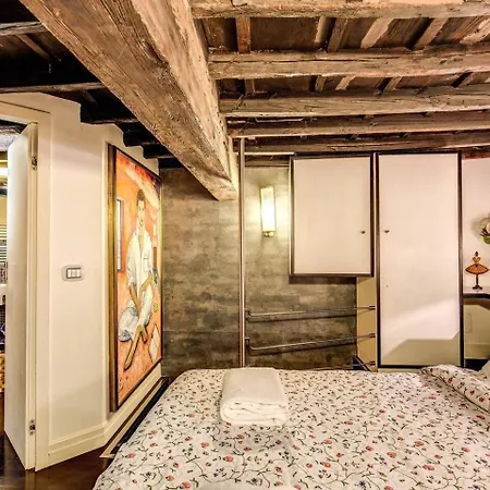 Spacious Flat By Piazza Navona * Rome