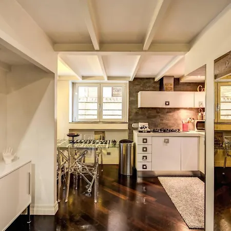 Spacious Flat By Piazza Navona Apartment *