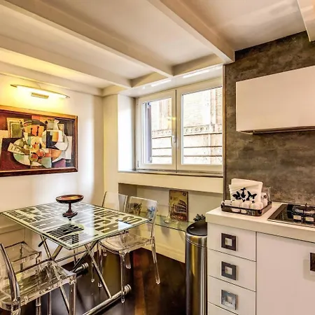 Spacious Flat By Piazza Navona Rome