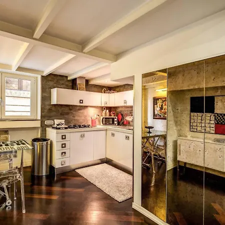 Spacious Flat By Piazza Navona * Rome