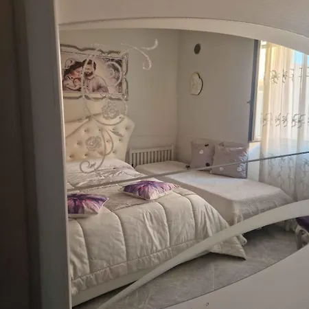 Realty Company Spagna Apartment Rome