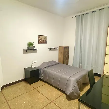 Apartment Incantevole In Centro Con Vista Meravigliosa, A 20m Dalla Metro A, Vicino San Giovanni Rome