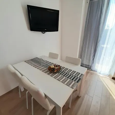 Apartment La Bouganville