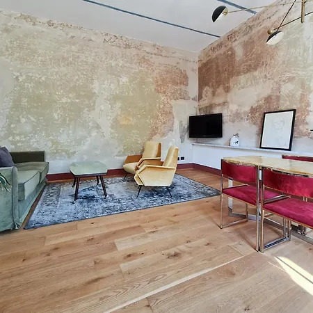 Cs Stylish Loft With Terrace Spanish Steps Apartment