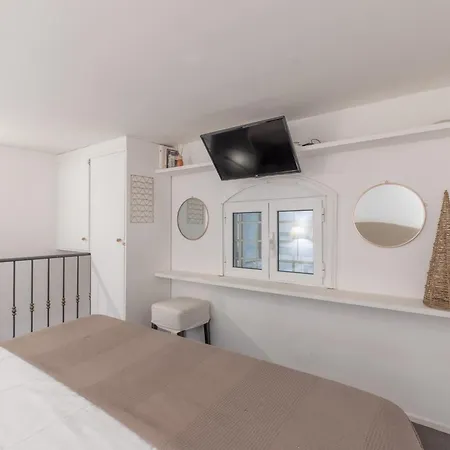 Iflat Monti Apartment *