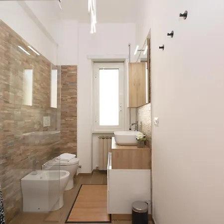 Domus Alexander By Ghor Apartment