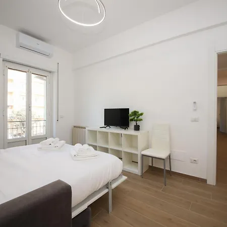 Domus Alexander By Ghor Apartment *