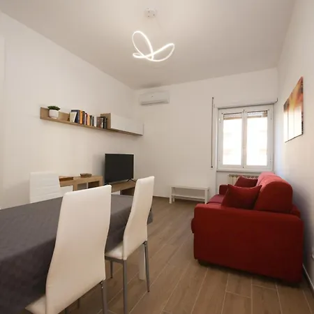 Domus Alexander By Ghor Apartment