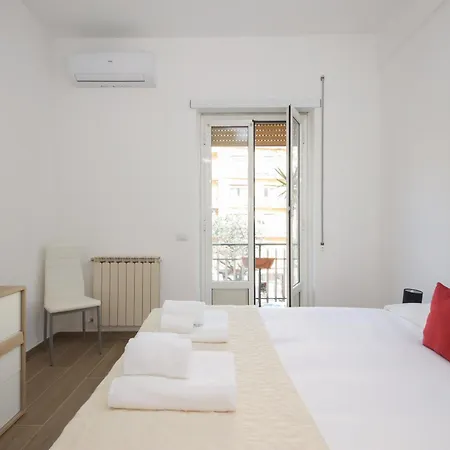Apartment Domus Alexander By Ghor Rome