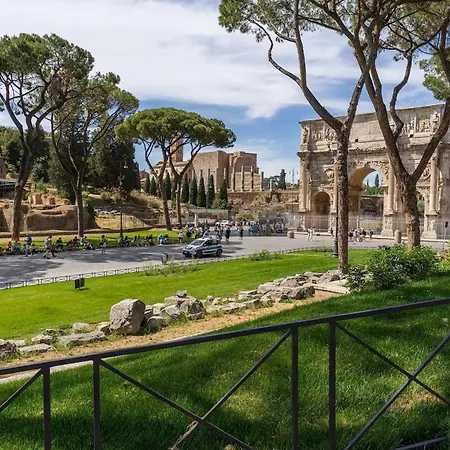 Luxe Escape Colosseo